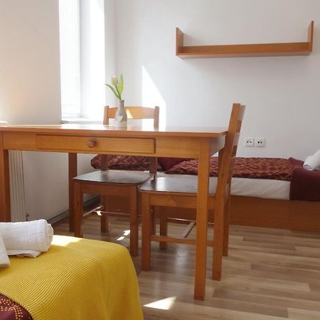 Apartmany Alzuz ルジョムベロク エクステリア 写真