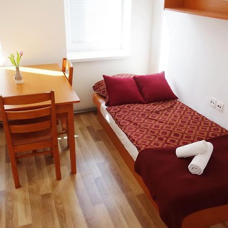 Apartmany Alzuz ルジョムベロク エクステリア 写真