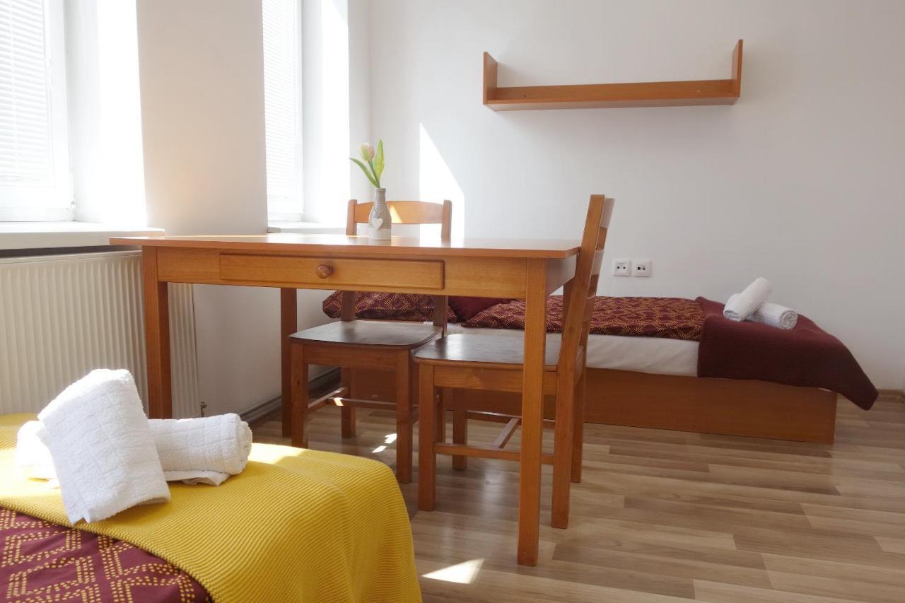 Apartmany Alzuz ルジョムベロク エクステリア 写真